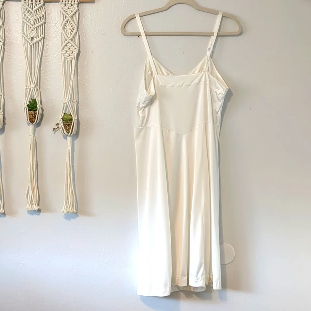 Vintage Sears Catalog Scallop Shell Ivory Bias Cut Slip Dress 38